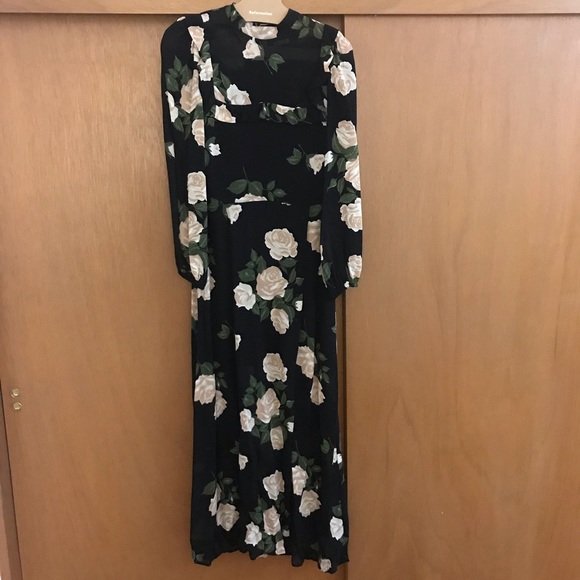 Reformation Gillian Dress - Picture 6 of 8